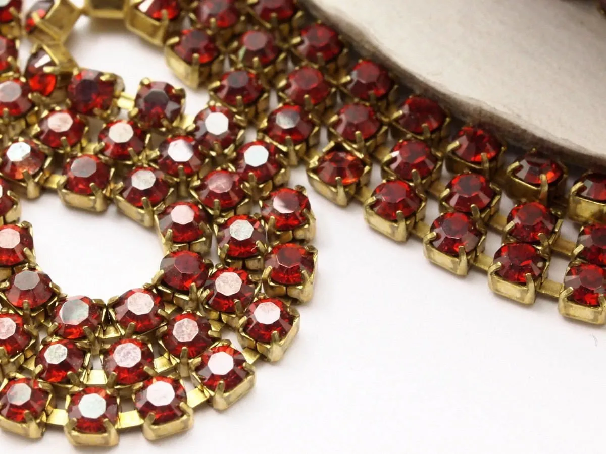 3.3 Feet 3.2 Mm Red Swarovski Rhinestone Chain With Brass Frame -au36 Z144